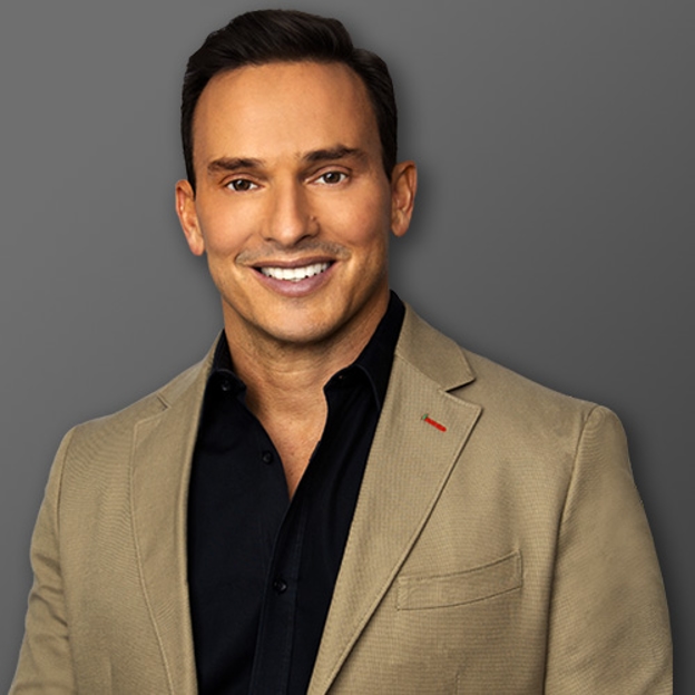 Julio  Hernandez, DMD Photo Julio  Hernandez, DMD Photo